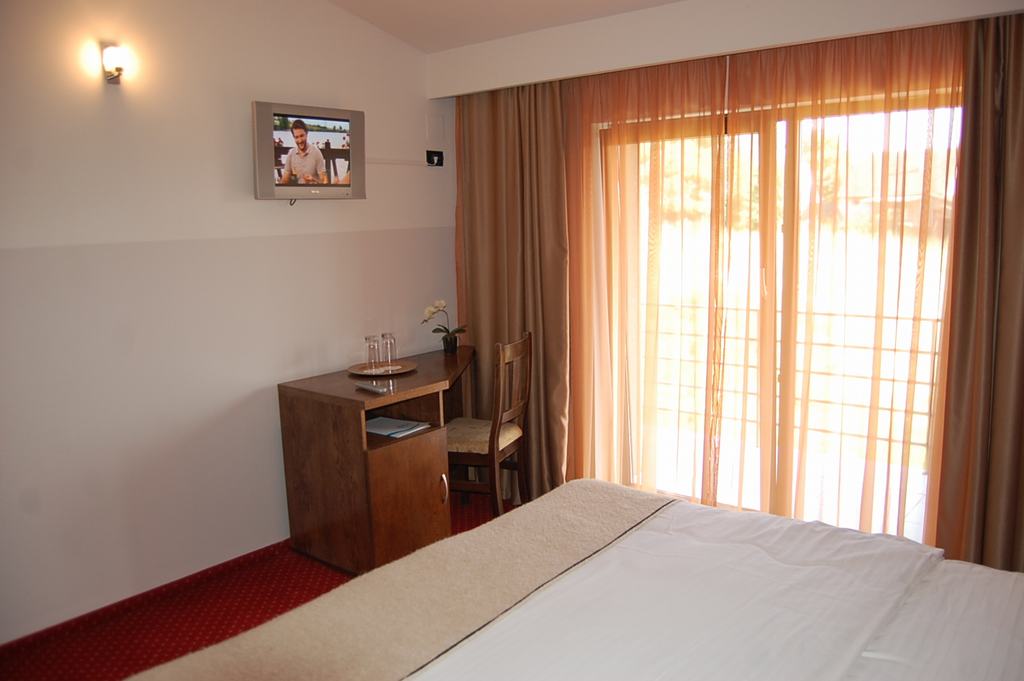 Cazare in Oradea - HOTEL AQUA - Oradea-baile1mai