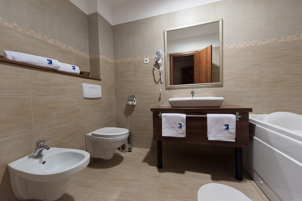 Cazare in Oradea - HOTEL SKY - Oradea