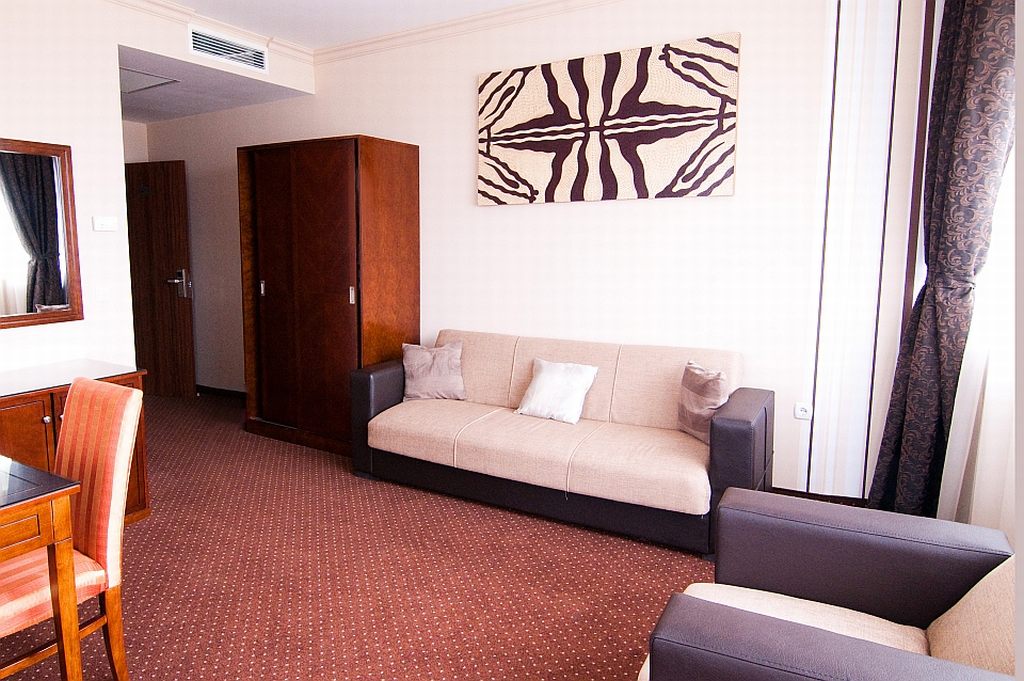 Cazare in Oradea - HOTEL SKY - Oradea