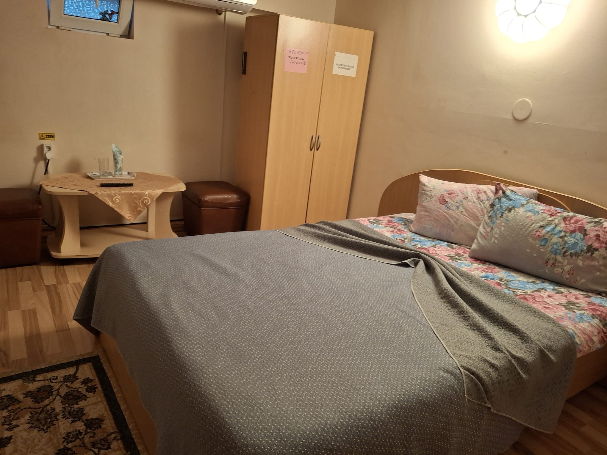 Cazare in Oradea - PENSIUNE CASA MOV - Oradea Cazare in Oradea - PENSIUNE CASA MOV - Oradea