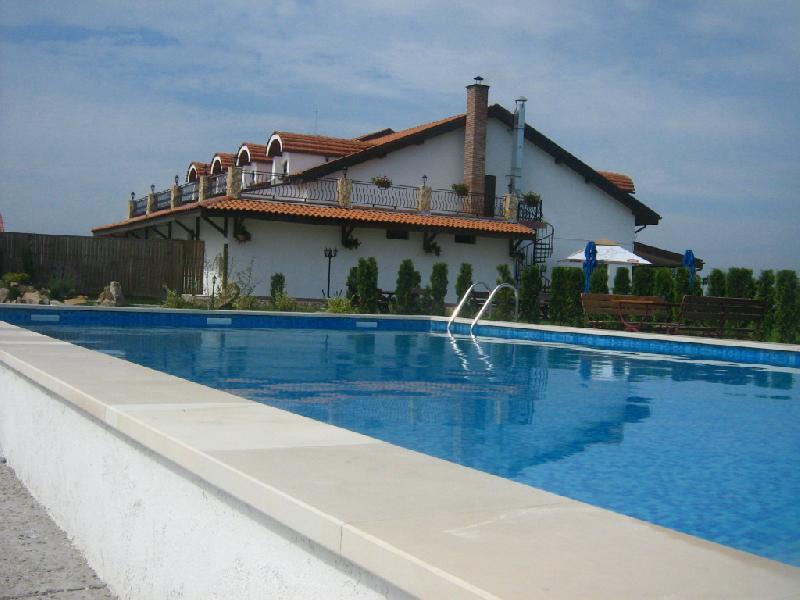 Cazare in Oradea - LA SOSTA-,,MOTEL RESTAURANT PIZZERIE'' - Dn 79 (salonta - 10 Km)